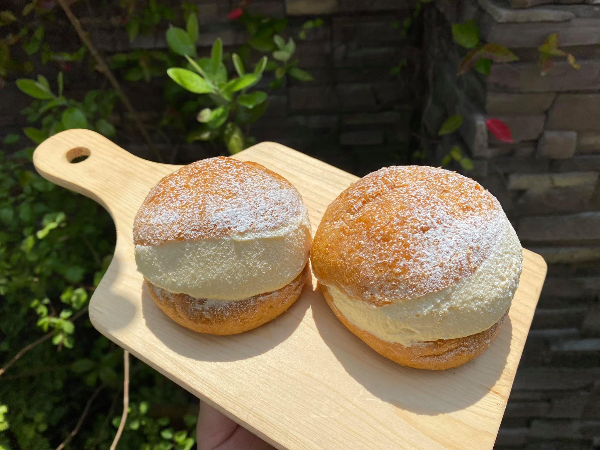 開発中の低糖質スイーツパン「マリトッツォ」！